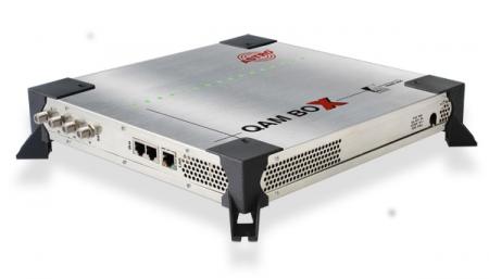 QAM BOX 19" KIT Adapter für 19"-Einbau 